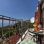 Villa Lapis *